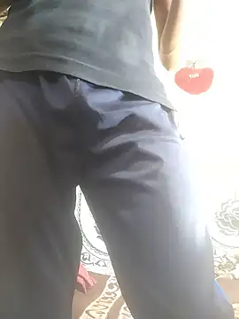 BadBoySmoker7070 online show from 4, 3, 2025