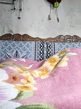 BadBoySmoker7070 online show from 8, 2, 2026