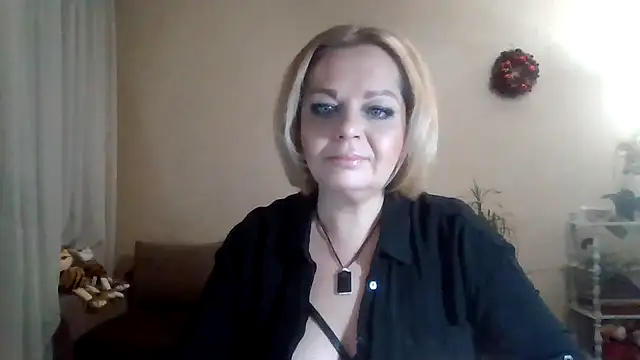 Snapshot of SofiyaPetrova chatting on 9, 2, 2025 SofiyaPetrova online show from 9, 2, 2025