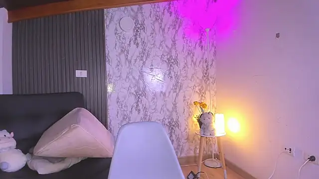 chloe blue online show from 17, 1, 2026