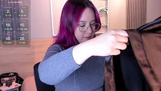 sweet--emily online show from 23, 12, 2025