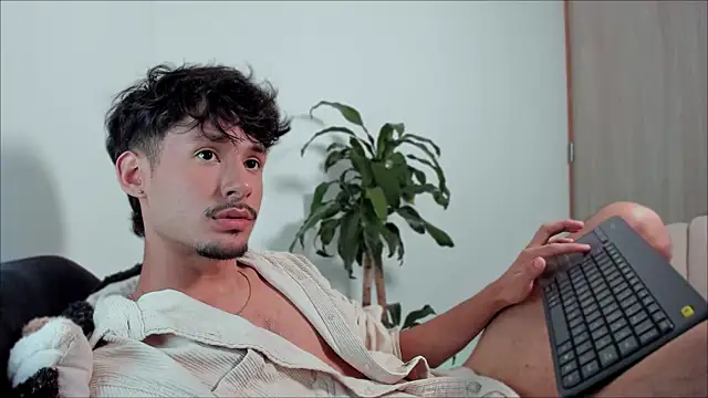 dimitri targaryen online show from 21, 2, 2025