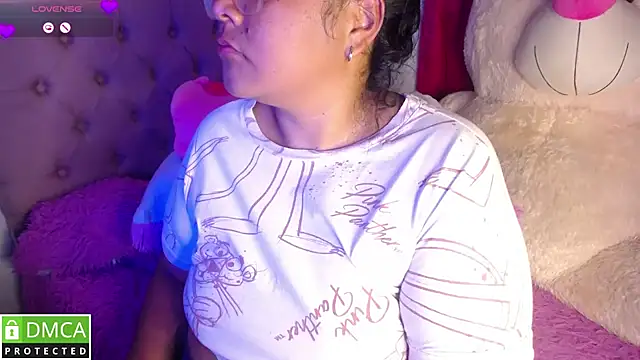 KittyHot20 online show from 17, 11, 2025