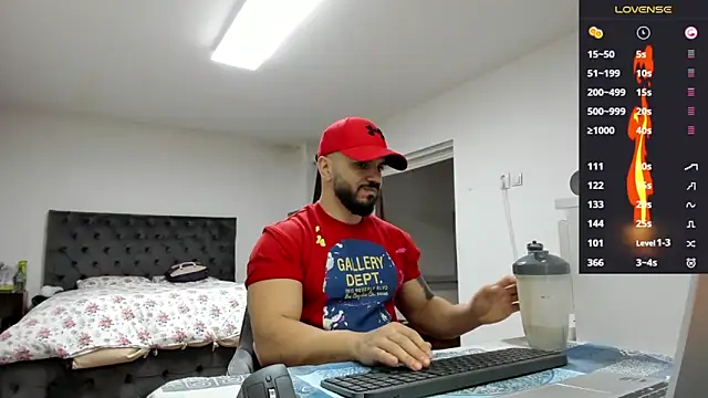 Snapshot of supermanboy94 chatting on 11, 2, 2026 supermanboy94 online show from 11, 2, 2026