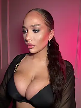 Snapshot of CardiSweetBaby chatting on 16, 1, 2026 CardiSweetBaby online show from 16, 1, 2026