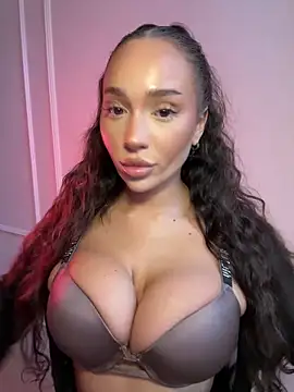 Snapshot of CardiSweetBaby chatting on 12, 2, 2026 CardiSweetBaby online show from 12, 2, 2026