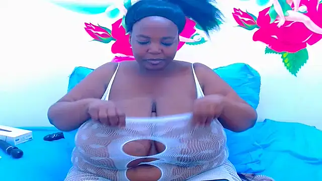 LUSTFULBOOBSS online show from 25, 9, 2025