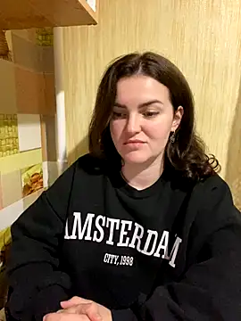 Snapshot of Karolina_llove chatting on 1, 12, 2024 Karolina llove online show from 1, 12, 2024