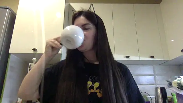 Snapshot of Karolina_llove chatting on 7, 10, 2025 Karolina llove online show from 7, 10, 2025