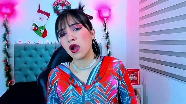 lina bedoya  online show from 14, 12, 2024