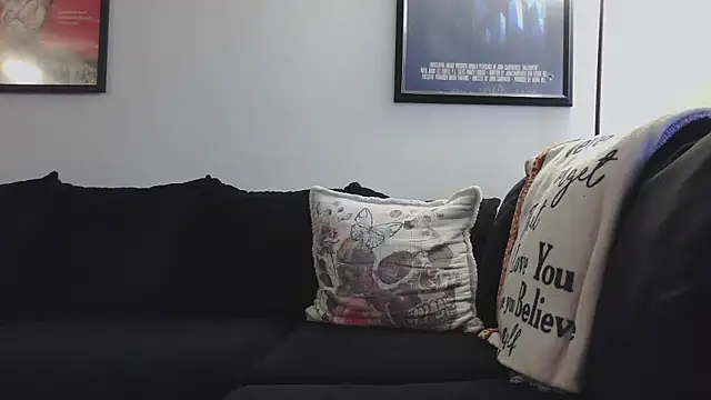 CrystalLakeXO online show from 21, 9, 2025