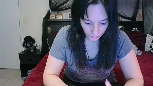 Snapshot of CrystalLakeXO chatting on 13, 3, 2026 CrystalLakeXO online show from 13, 3, 2026