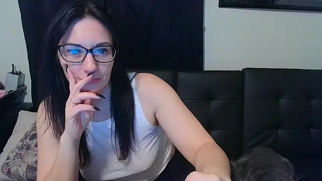 Snapshot of CrystalLakeXO chatting on 21, 3, 2026 CrystalLakeXO online show from 21, 3, 2026
