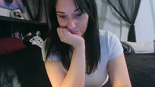 Snapshot of CrystalLakeXO chatting on 25, 3, 2026 CrystalLakeXO online show from 25, 3, 2026