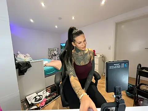 AileenInkOfficial online show from 21, 12, 2024