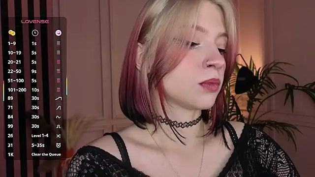 arielabradberry online show from 19, 11, 2025