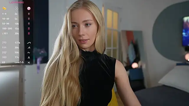 Snapshot of Vika54784 chatting on 31, 1, 2025 Vika54784 online show from 31, 1, 2025
