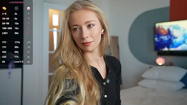 Snapshot of Vika54784 chatting on 8, 3, 2025 Vika54784 online show from 8, 3, 2025