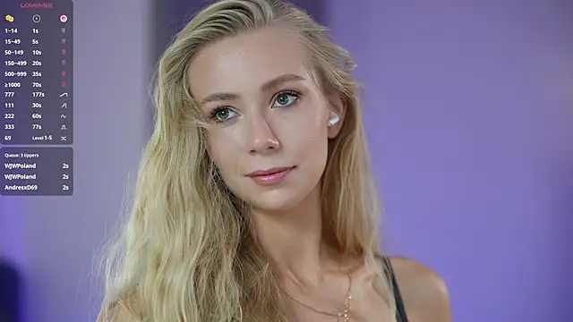 Snapshot of Vika54784 chatting on 29, 9, 2025 Vika54784 online show from 29, 9, 2025