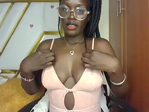 cutesmiling online show from 16, 12, 2024