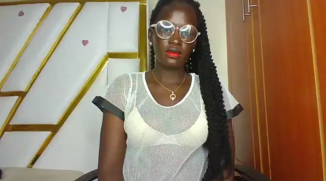 cutesmiling online show from 26, 1, 2025