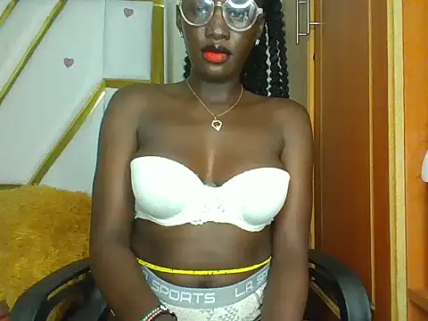 cutesmiling online show from 1, 2, 2025
