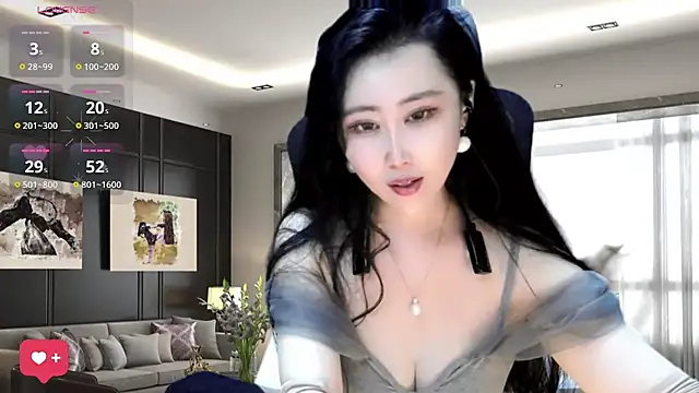Snapshot of W-E-N-123 chatting on 8, 12, 2024 W-E-N-123 online show from 8, 12, 2024