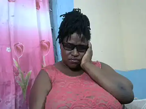 Snapshot of sexy_bigboobss chatting on 14, 2, 2025 sexy bigboobss online show from 14, 2, 2025