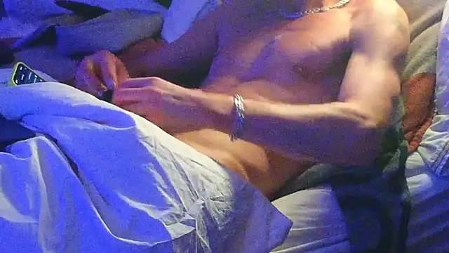 YouLikeBigDick9 online show from 14, 3, 2025