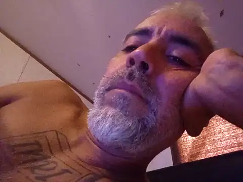 Snapshot of Xoc8_ chatting on 5, 12, 2024 Xoc8 online show from 5, 12, 2024