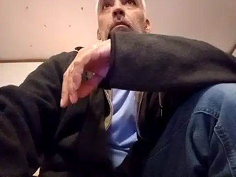 Snapshot of Xoc8_ chatting on 20, 3, 2025 Xoc8 online show from 20, 3, 2025