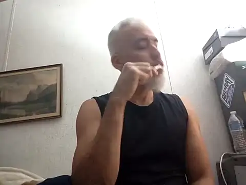 Xoc8  online show from 6, 10, 2025