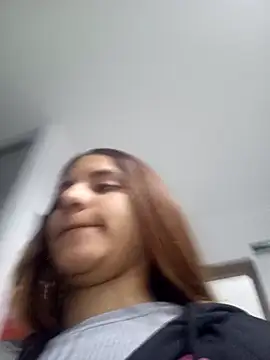 AnthonelaDuque online show from 9, 2, 2025