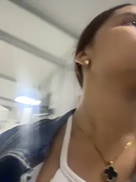 AnthonelaDuque online show from 1, 2, 2026