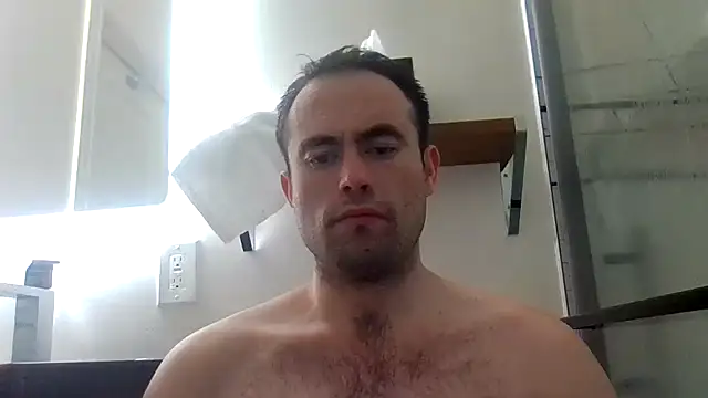 Snapshot of musclenutheaven chatting on 4, 2, 2025 musclenutheaven online show from 4, 2, 2025