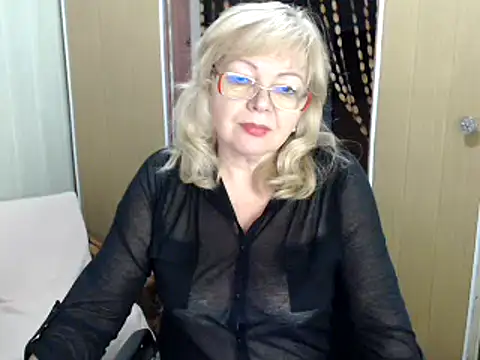 EvelynLoveShy online show from 31, 12, 2024