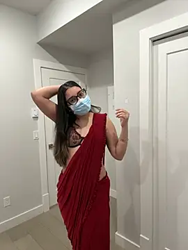 jAsMinE678 online show from 26, 4, 2026