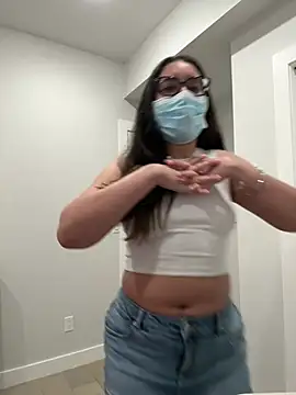 jAsMinE678 online show from 2, 5, 2026