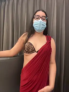 jAsMinE678 online show from 28, 6, 2026