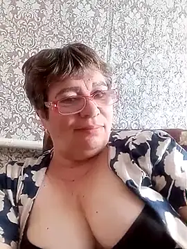 Snapshot of Lee_Nell chatting on 5, 3, 2025 Lee Nell online show from 5, 3, 2025