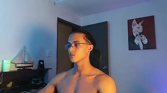 Snapshot of alejo_x3 chatting on 11, 11, 2025 alejo x3 online show from 11, 11, 2025