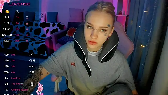 Ledy WWWII online show from 22, 2, 2025