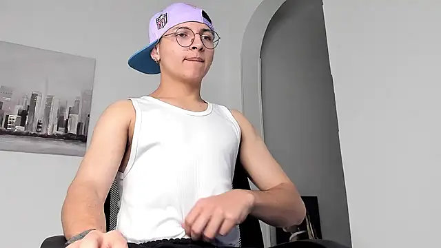 a lejandro 0 8 online show from 10, 3, 2025