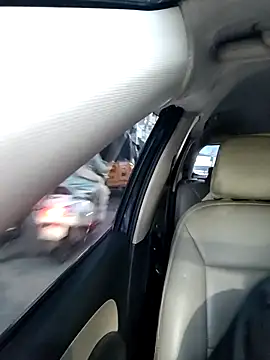 Snapshot of Leeeezzzz_roy chatting on 23, 10, 2025 Leeeezzzz roy online show from 23, 10, 2025