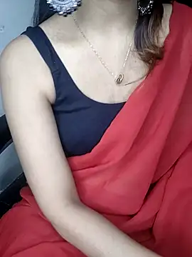 Snapshot of Leeeezzzz_roy chatting on 2, 12, 2025 Leeeezzzz roy online show from 2, 12, 2025