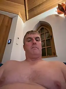 Snapshot of Fatbigtitsmarc chatting on 9, 11, 2025 Fatbigtitsmarc online show from 9, 11, 2025