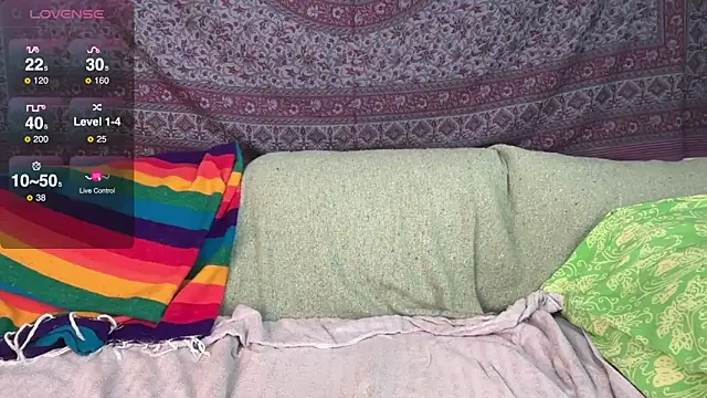 Snapshot of GlitterKitty108 chatting on 7, 2, 2026 GlitterKitty108 online show from 7, 2, 2026