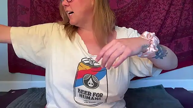 GlitterKitty108 online show from 28, 5, 2026