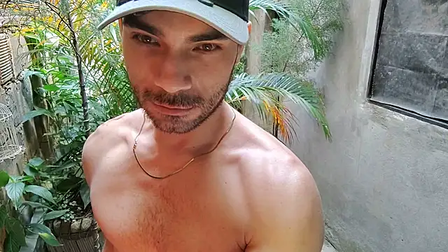 Snapshot of sexyboycolombi4 chatting on 23, 1, 2025 sexyboycolombi4 online show from 23, 1, 2025