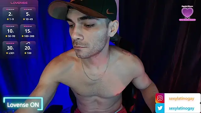 Snapshot of sexyboycolombi4 chatting on 5, 1, 2026 sexyboycolombi4 online show from 5, 1, 2026